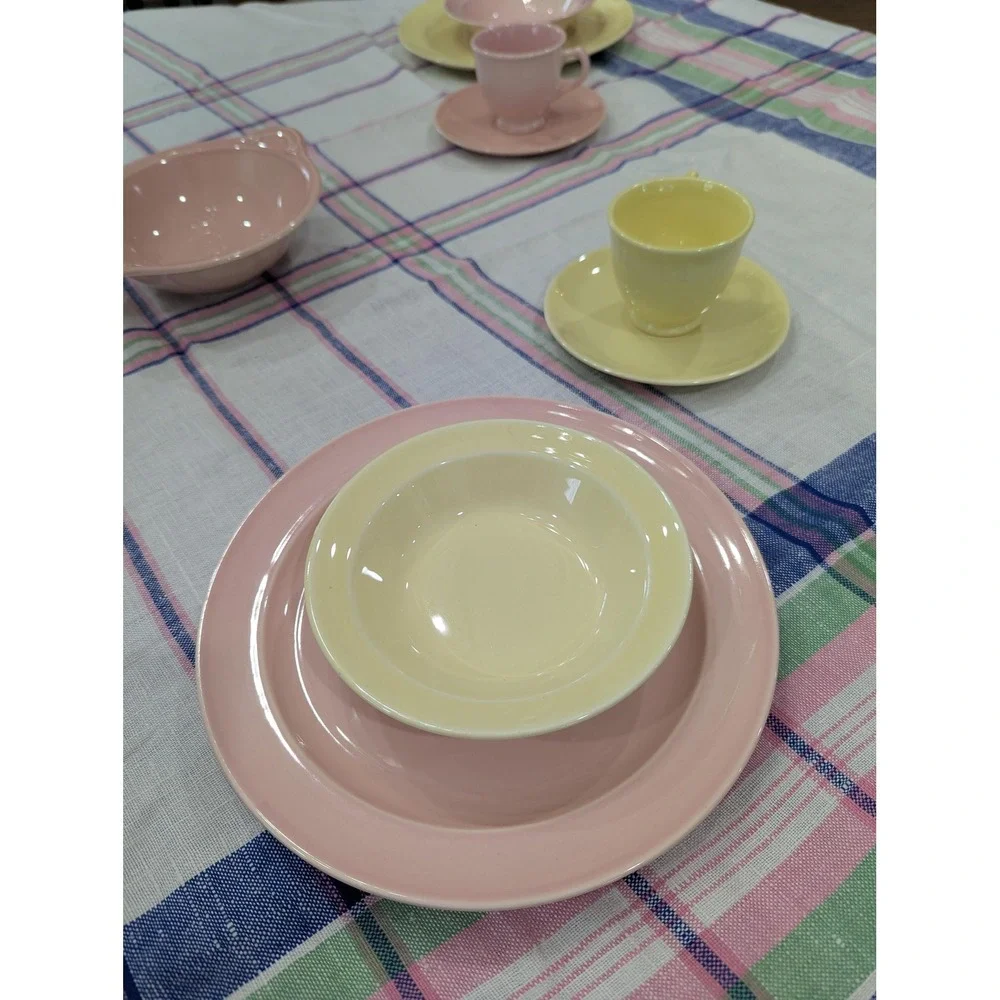Vintage Lu-Ray Pastels Set Pink and Yellow
